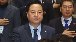 'PK 출마' 김두관 "지역구 옮긴다&hellip;시대의 요구 외면하기 어려워"