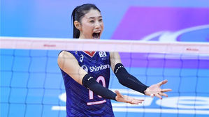 '배구 거포' 김연경, 재활 위해 귀국&hellip;엑자시바시와 계약도 수정