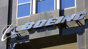 보잉, 1997년 이후 첫손실&hellip;737맥스 추락에 직격탄