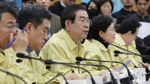 박원순, 구청장들과 신종코로나 회의&hellip;"1339 대신 120으로 안내"