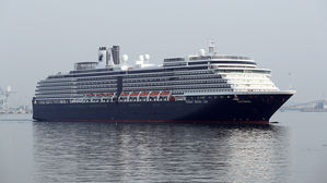 크루즈선 입항 허용한 캄보디아 "코로나19보다 차별이 더 나빠"