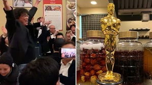 [스브스타] "담금주 앞 오스카상이라니"&hellip;한식당서 밤새도록 뒤풀이한 '기생충' 팀