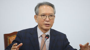 통합당 공관위 "지금이라도 중국 오가는 인원 엄격히 통제해야"