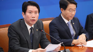 이인영 "선관위, 미래한국당 허용 안 돼&hellip;가짜 정당 줄 이을 것"