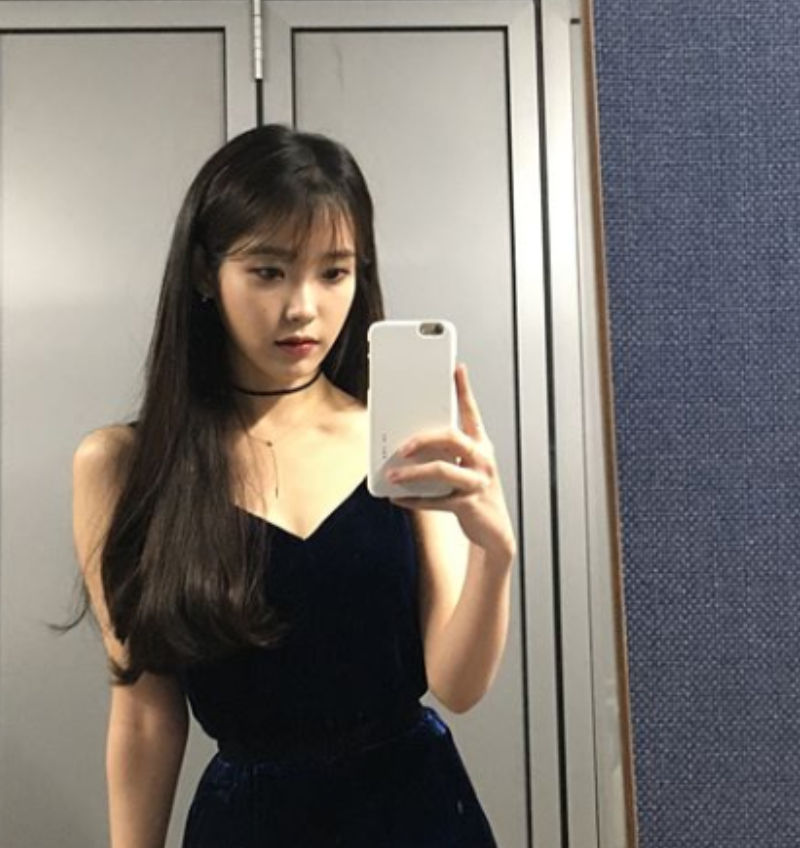 IU