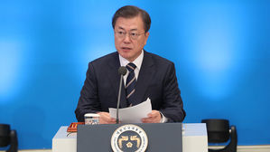 문 대통령 "'착한 임대료 운동' 감사…범정부적 강력 지원"