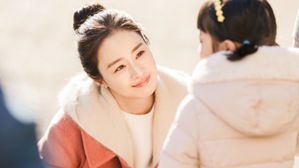 [SBS Star] Kim Tae-hee Shares How Difficult Parenting Is