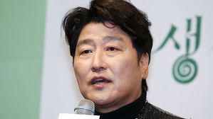 송강호 "오스카서 최고 예술가들과 호흡&hellip;내가 작아지는 느낌"