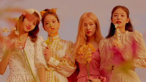 [SBS Star] BLACKPINK to Release '2020 Welcoming Collection' Next Month