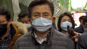 [영상] 황교안, 텅 빈 대구 시장 방문&hellip;"야당이지만 책임감 느껴"