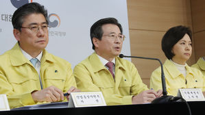 정부 "마스크 민간 공급분 20% 시장 교란 행위 좌시하지 않겠다"