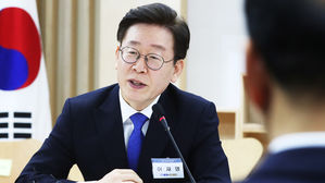 이재명, 진중권에 "조국 향한 마녀사냥 · 인권침해 그만하라"