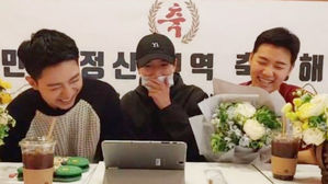 [SBS Star] Jung Yong Hwa Joins Lee Jung Shin & Kang Min Hyuk's First Live Broadcast Since Military Discharge