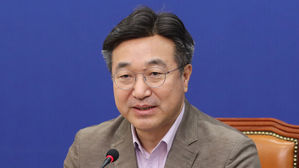 민주당 "총선서 촛불혁명 완성&hellip;비상한 자세로 겸손한 선거운동"