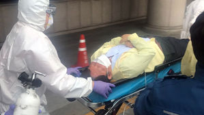 권영진 대구시장, 입원 6일 만에 조용히 업무 복귀