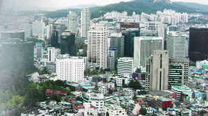 "대기업 33%, 코로나 위기 6개월 더 가면 인력감축 불가피"