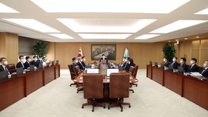 후임 금통위원 조윤제&middot;서영경&middot;주상영&hellip;고승범 연임 (사진=한국은행 제공, 연합뉴스)