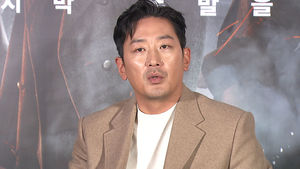 연예가 흔든 휴대전화 해킹범&hellip;하정우 기지로 잡혔다