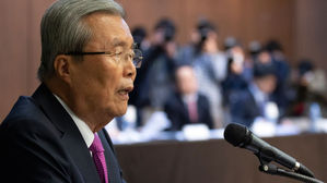 "부패위원장 반대", "자강론은 환각"…김종인 비대위 진통 격화