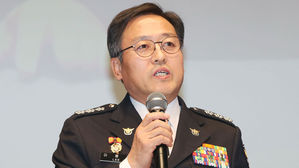 경찰, '하명수사 의혹' 사망 검찰 수사관 휴대전화 자료 분석