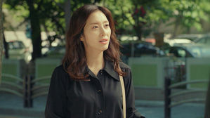 "해선 안 될 짓 안 해"&hellip;불륜 질문 반박한 송윤아