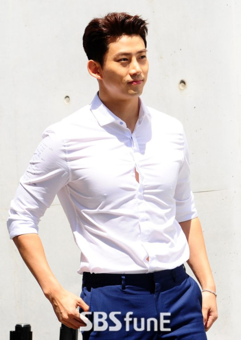 TAECYEON