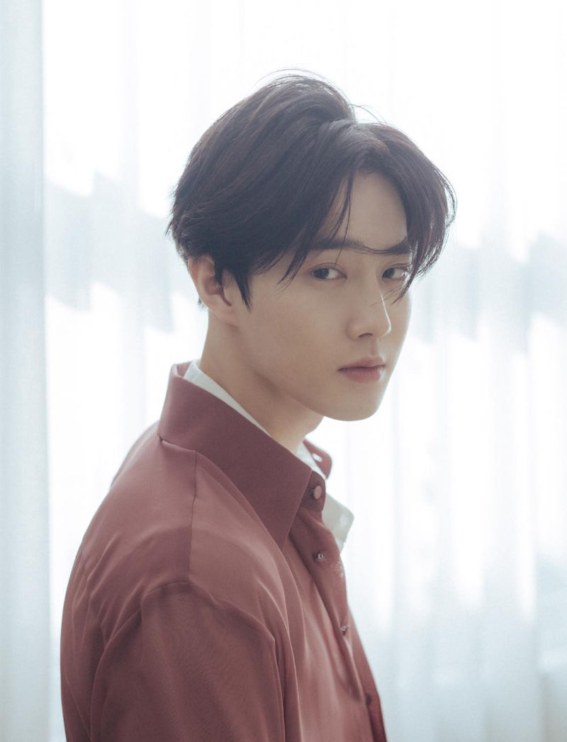 BTOB Yook Sungjae & EXO SUHO Smile Brightly for Their First Photos in the Military