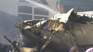 파키스탄 A320 추락기서 97명 사망&hellip;기적의 생존자는 2명