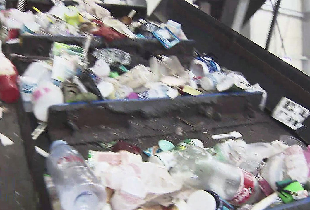 거리두기 격상에 일회용기 사용 폭증…환경단체 "또다른 재앙"