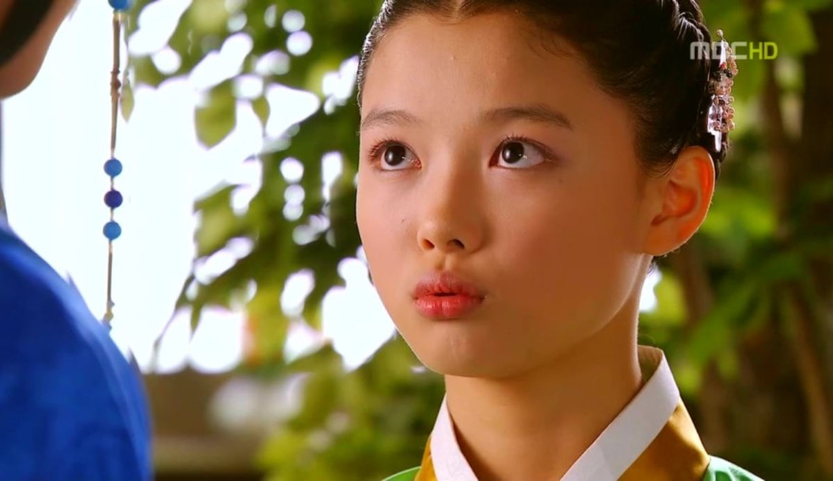 'Moon Embracing the Sun' Yim Siwan & Kim Yoo Jung Reunite After 8 Years