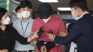 철도경찰, '서울역 묻지마 폭행' 피의자 불구속 송치 예정