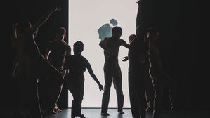 [취재파일] 방콕에 지친 당신을 위해(41)…인공지능이 안무한 '비욘드 블랙'