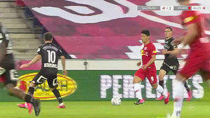 허를 찌른 스루패스…황희찬, 시즌 22호 도움 기록