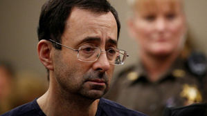 [인-잇] 30년간 소녀 성학대, 침묵의 공범들 있었다