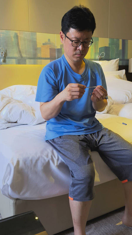 [취재파일] 같은 호텔 다른 객실…가족과 떨어져 2주간 격리