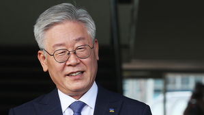 이재명 "강남 그린벨트 훼손보다 도심 재개발&middot;용적률 올려야"