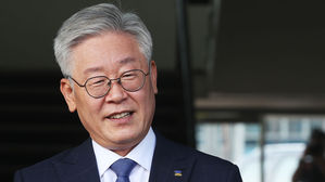 이재명 "장사꾼도 신뢰 위해 손실 감수&hellip;서울 &middot; 부산시장 공천 안 해야"