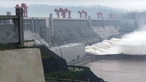 싼샤댐에 또 홍수&hellip;하류로 대량 방류