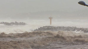 동해 등 14곳 태풍경보&hellip;원주 등 11곳 태풍주의보 유지