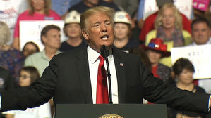 트럼프 "김정은 사랑의 편지받았단 건 비꼬려 한 것"