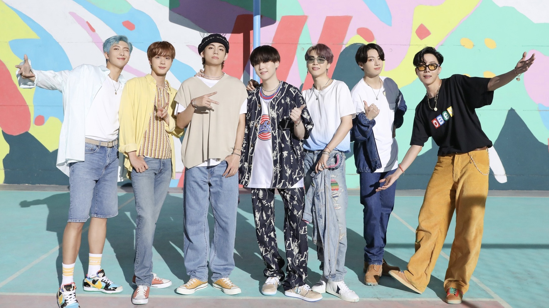 SBS Star] The Estimated Economic Effect of BTS 'Dynamite' to Reach