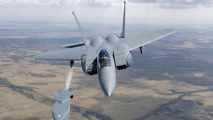 [취재파일] ADD 품 떠나는 장거리공대지미사일, 순항할 수 있을까