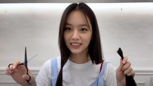 [SBS Star] VIDEO: Girl's Day Hyeri Cuts Her Hair in Order to Make Donation for Child Cancer Patients