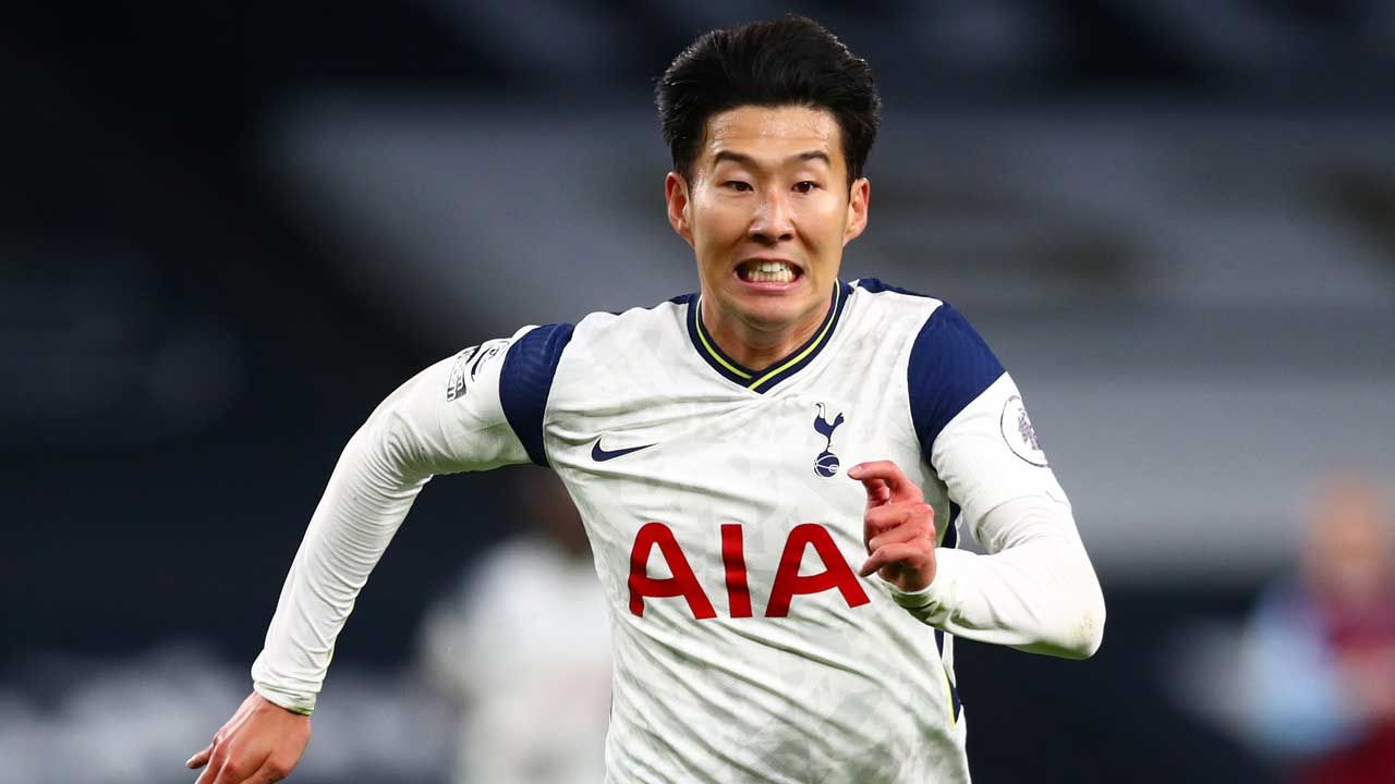 손흥민, 교체투입 17초 만에 어시스트…토트넘 완승