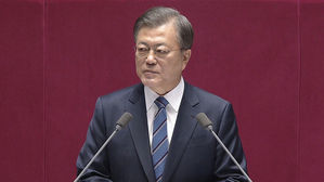 문 대통령 "경제 회복 방점&hellip;전세 시장 기필코 안정"