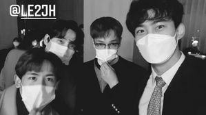 [SBS Star] VIDEO: 2PM Members Sing 'My House' at Their Staff's Wedding Ceremony