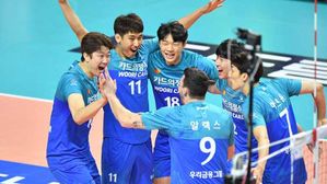 프로배구 우리카드, 최하위 한전에 '진땀승'