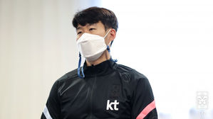 손흥민-황의조-황희찬 '삼각편대' 카타르전 출격