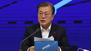 文 "경제 대전환 시작은 코로나 극복"…'속도감' 강조