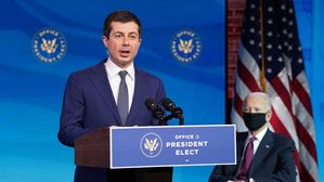 미국 첫 성소수자 장관 탄생? 부티지지 인준안 통과